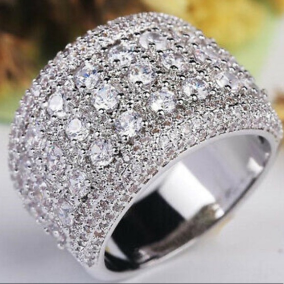 NWT GORGEOUS 925 Sterling silver diamond 💎 Ring - Picture 2 of 4